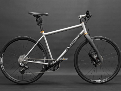 Laud-Gravel-bike-AXS-eagle-bike-titan